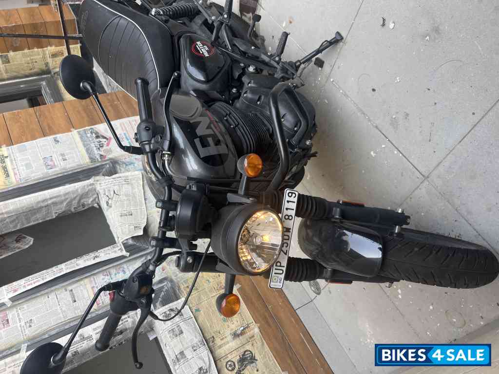 Royal Enfield Hunter 350 Metro