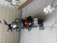 Royal Enfield Hunter 350 Metro