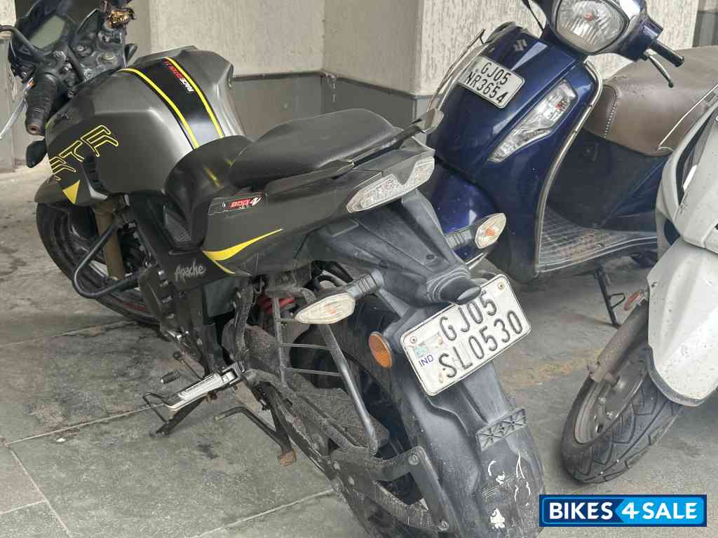 TVS Apache RTR 200 4V Race Edition 2.0