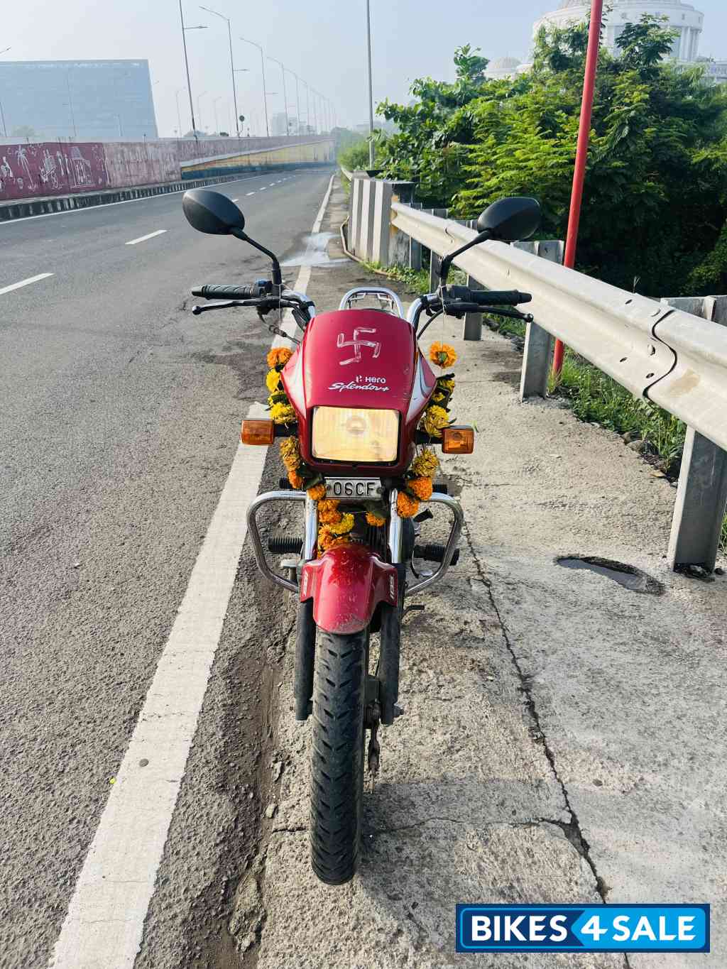 Hero Splendor Plus 100 Million Edition