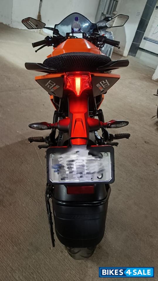 Orange KTM RC 200 GP