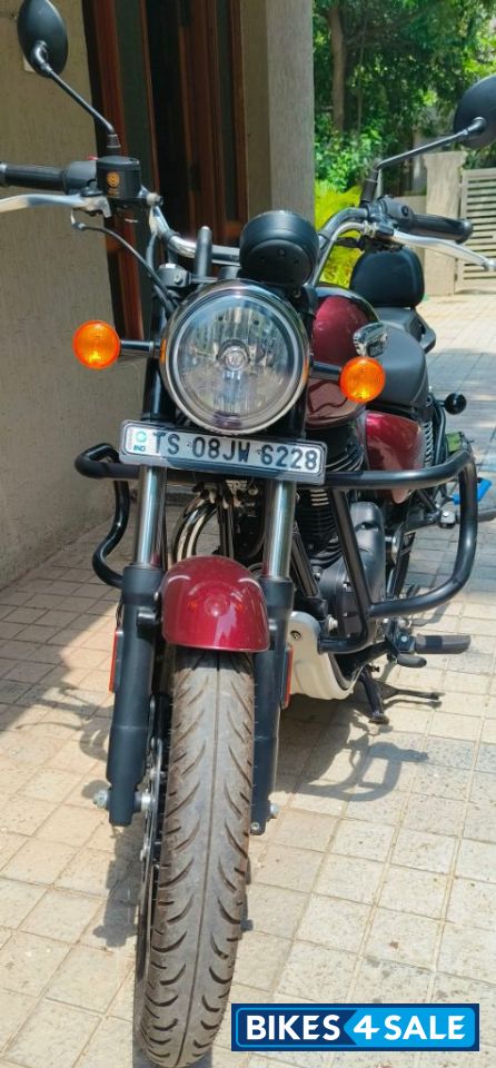 Royal Enfield Meteor 350 Stellar