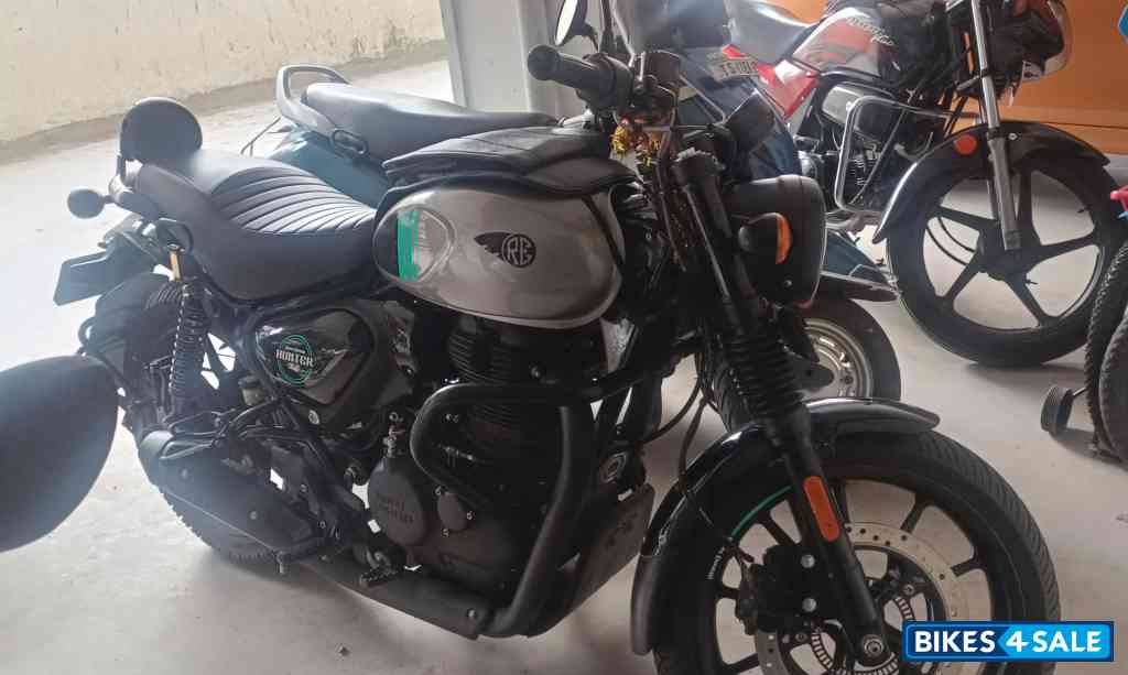 Royal Enfield Hunter 350 Metro