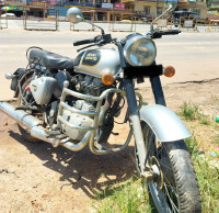 Royal Enfield Bullet 350