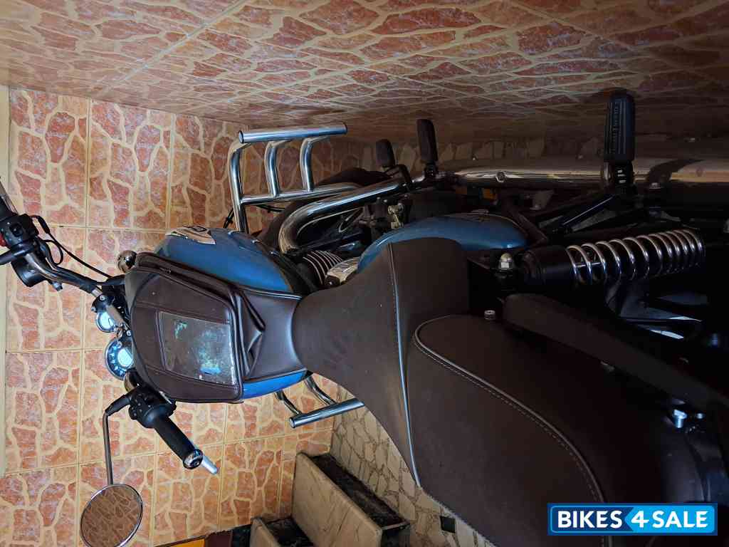 Super Nov Blue Royal Enfield Meteor 350 Supernova