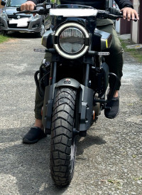 Husqvarna Svartpilen 401 2024