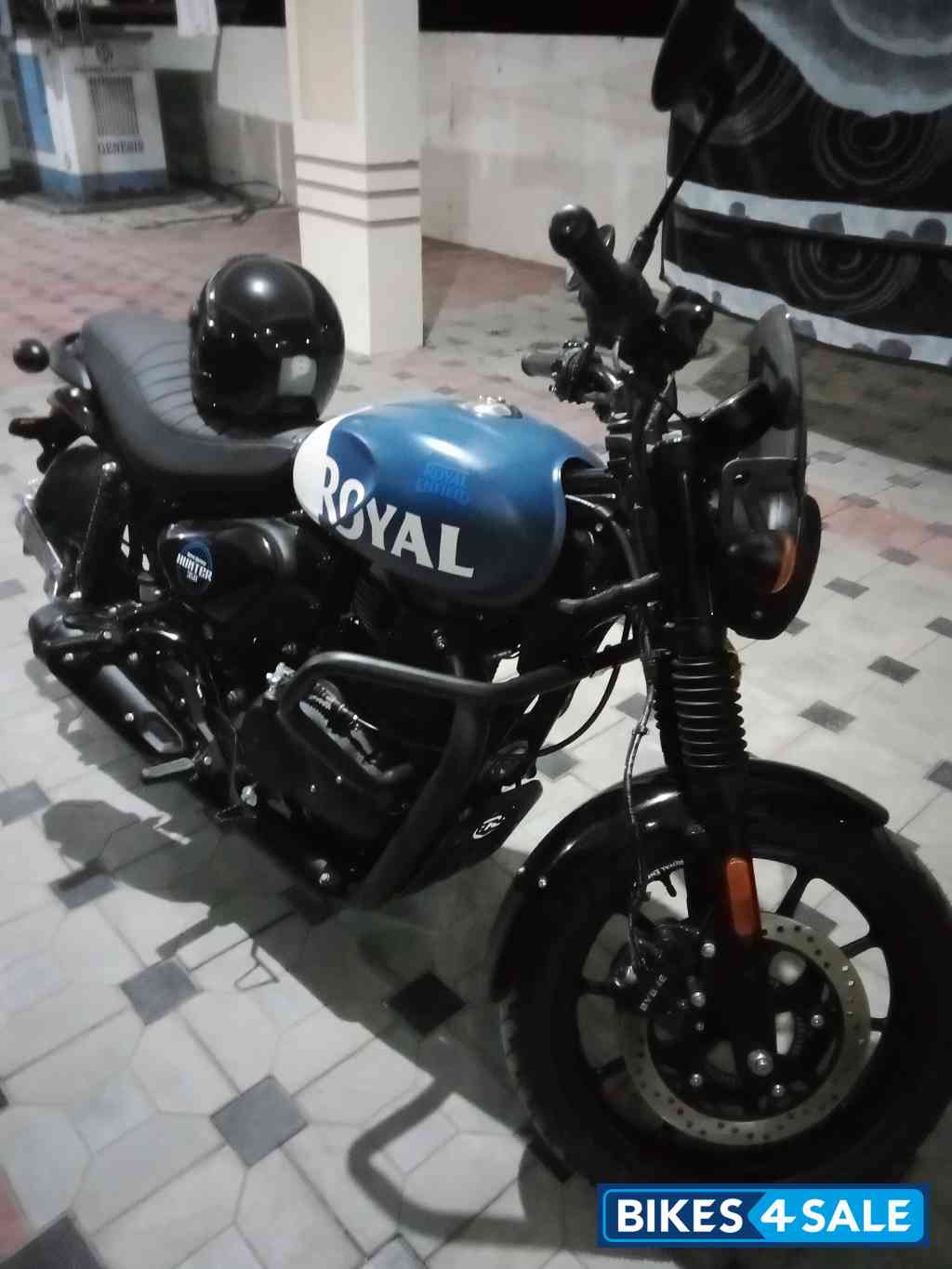 Blue And White Royal Enfield Hunter 350 Metro