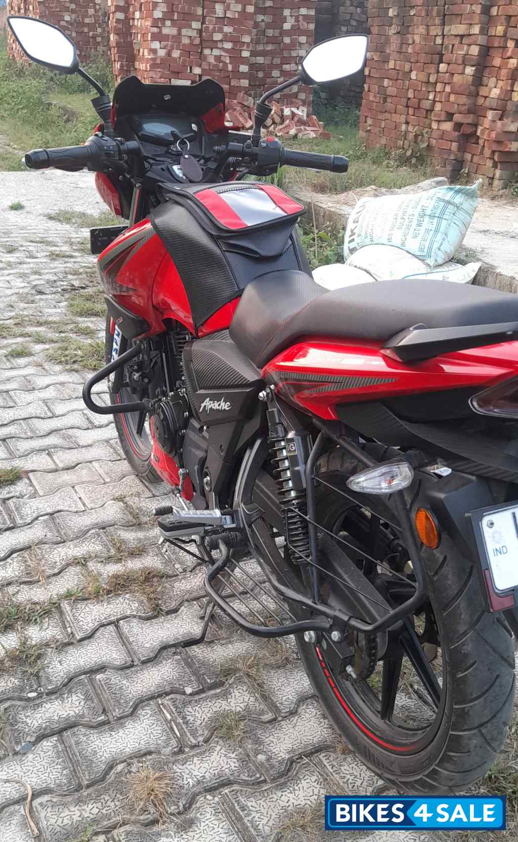 TVS Apache RTR 160