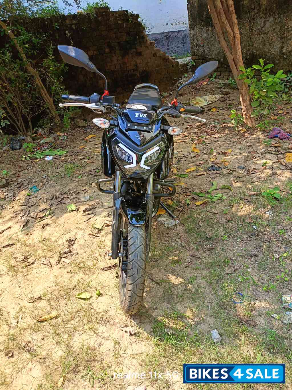 TVS Raider Split Seat