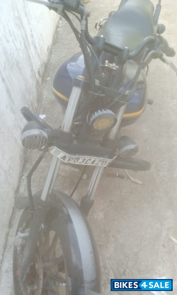 Bajaj Avenger Street 150