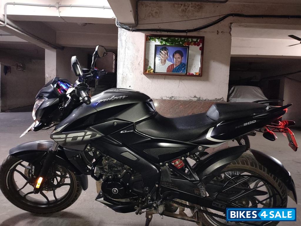 Bajaj Pulsar 200 NS