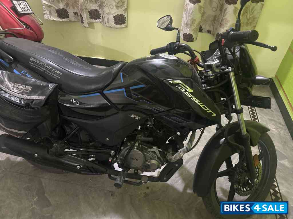 Black And Blue Hero Passion XTec