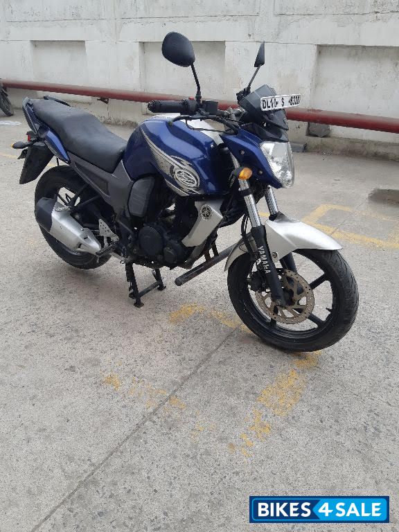 Blue Yamaha FZ-S