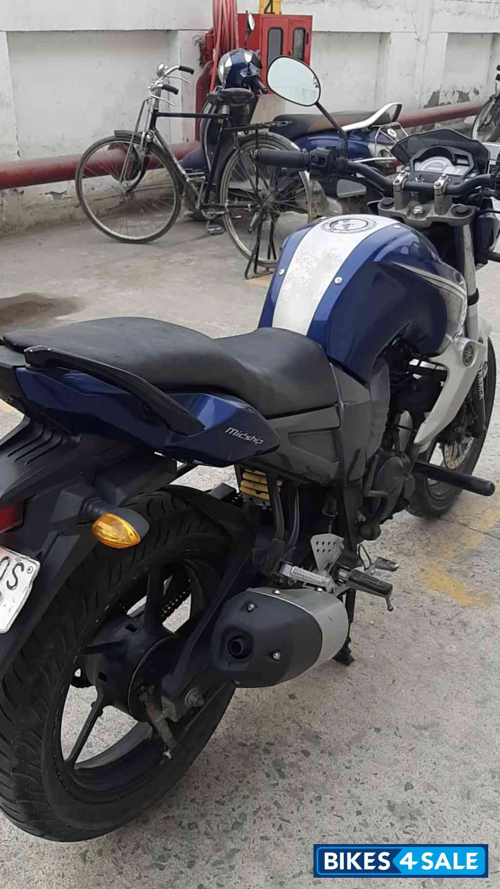 Blue Yamaha FZ-S