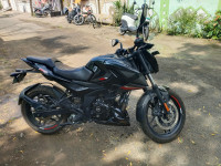 Bajaj Pulsar N160