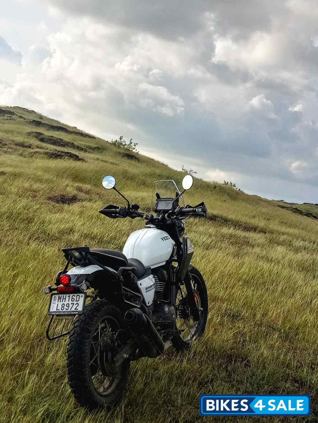 Yezdi Adventure Gloss 2024