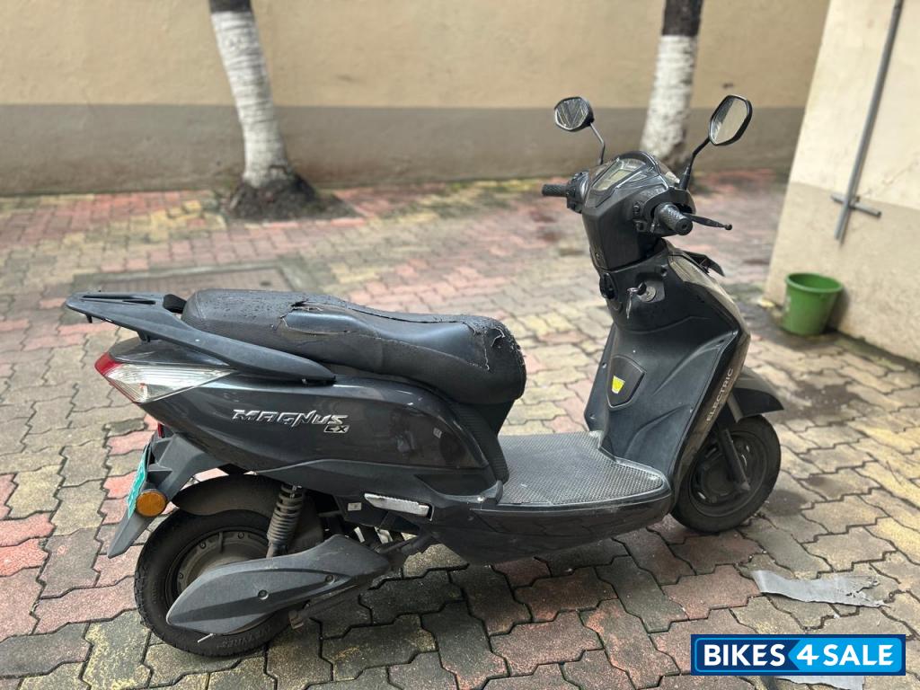 Grey Ampere Magnus Ex