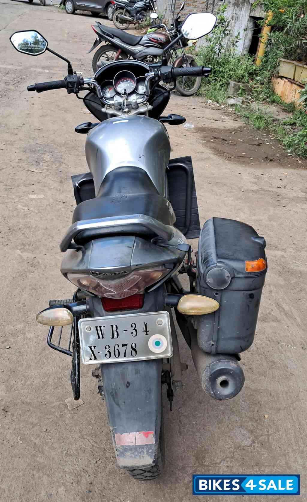 Silver Honda Unicorn Dazzler