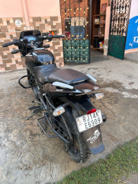 Bajaj Pulsar 125 Neon BS6