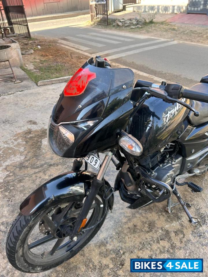 Bajaj Pulsar 125 Neon BS6