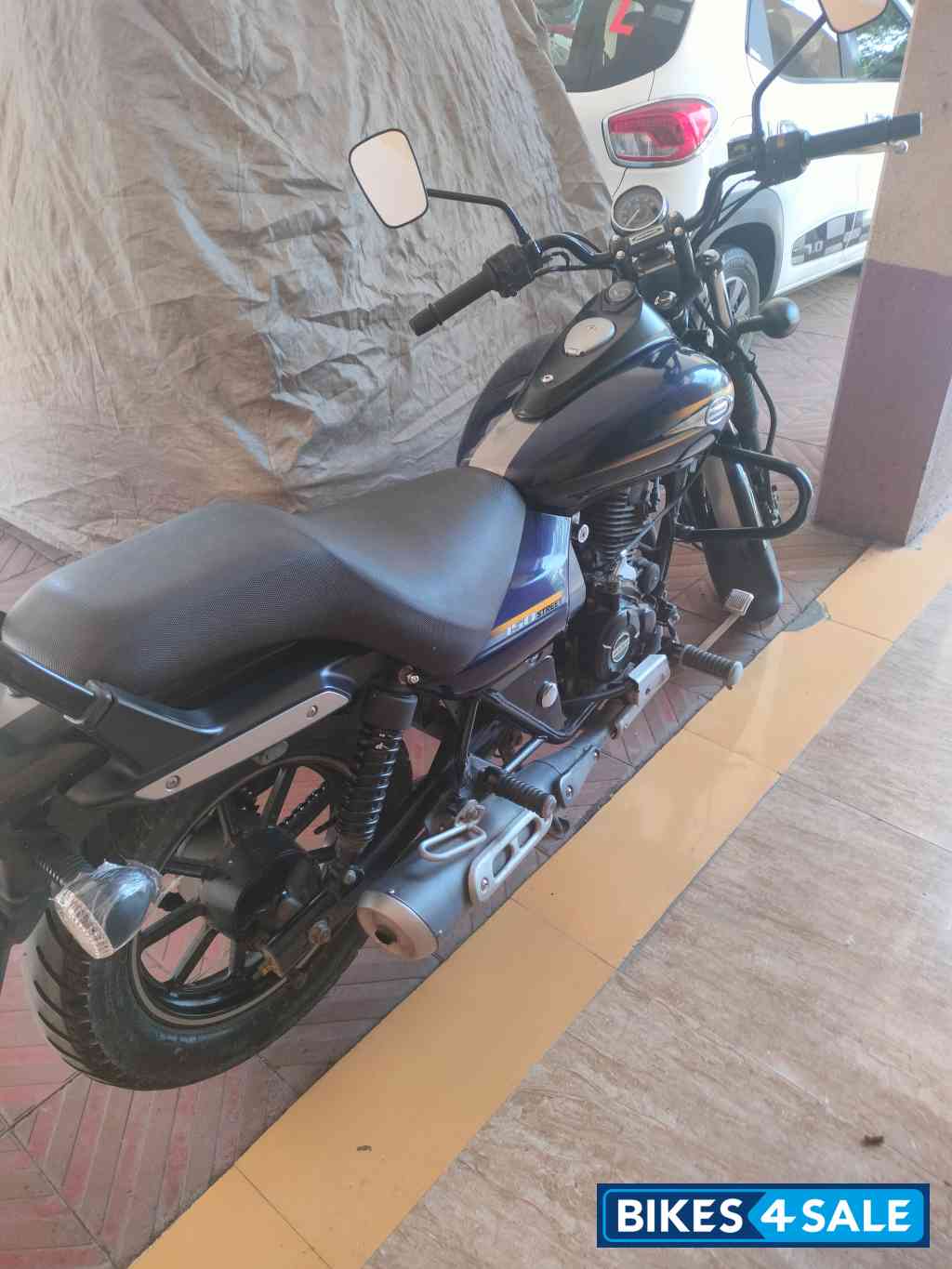 Bajaj Avenger Street 150
