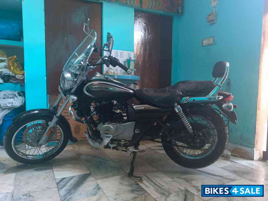 Bajaj Avenger Cruise 220 BS6