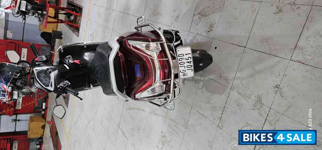 Rebel Red Honda Activa 125 BS6