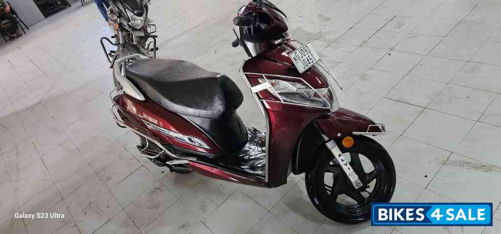 Rebel Red Honda Activa 125 BS6
