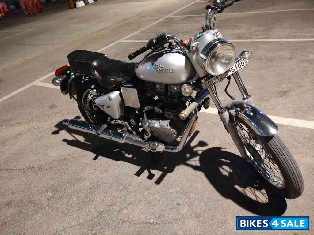 Royal Enfield Bullet 350