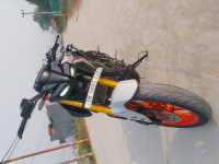 White/ Red Yamaha MT-15 Ver 2.0