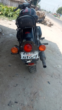 Royal Enfield Classic Stealth Black