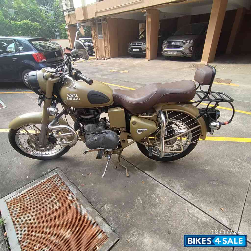 Royal Enfield Classic Desert Storm