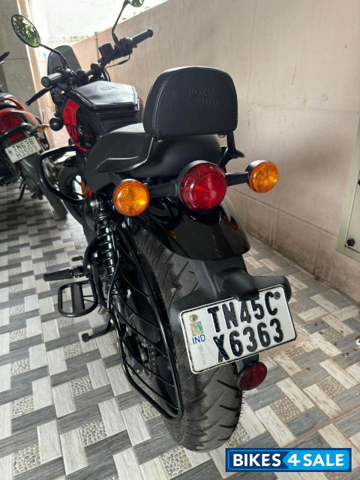 Royal Enfield Hunter 350 Metro