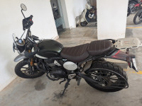 Green Triumph Scrambler 400 X