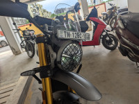 Green Triumph Scrambler 400 X