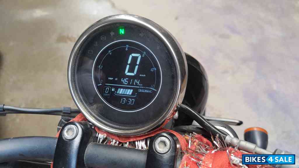 Jawa 42 Bobber Dual Channel ABS