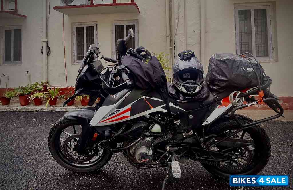 White & Orange KTM 390 Adventure