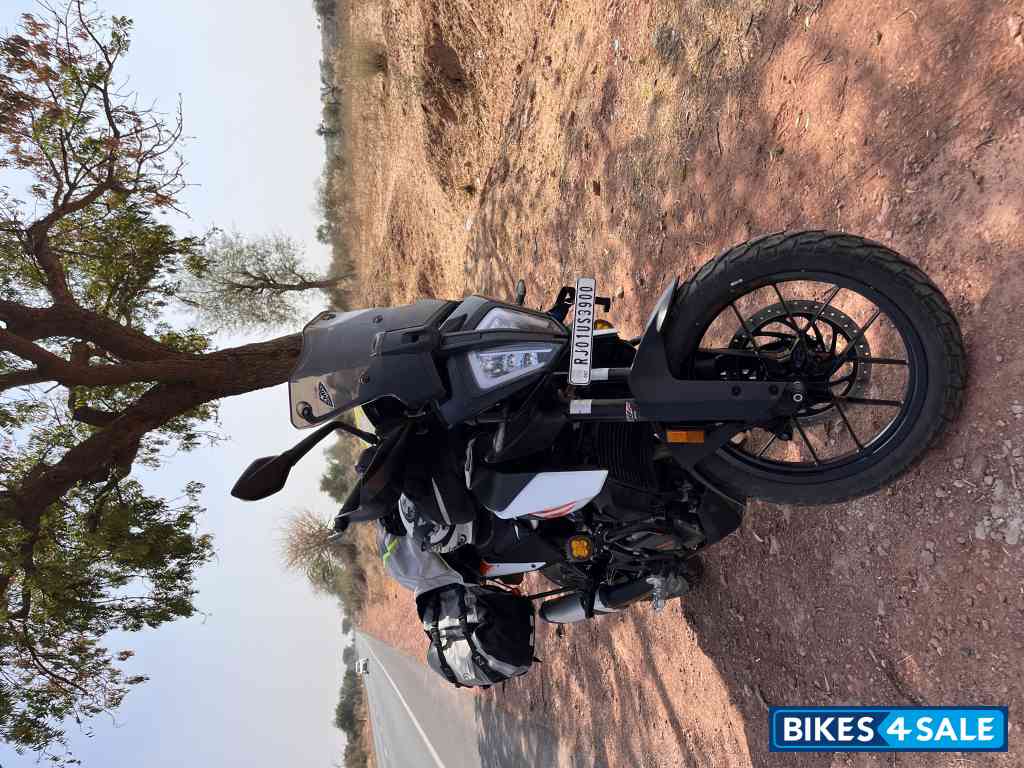 White & Orange KTM 390 Adventure