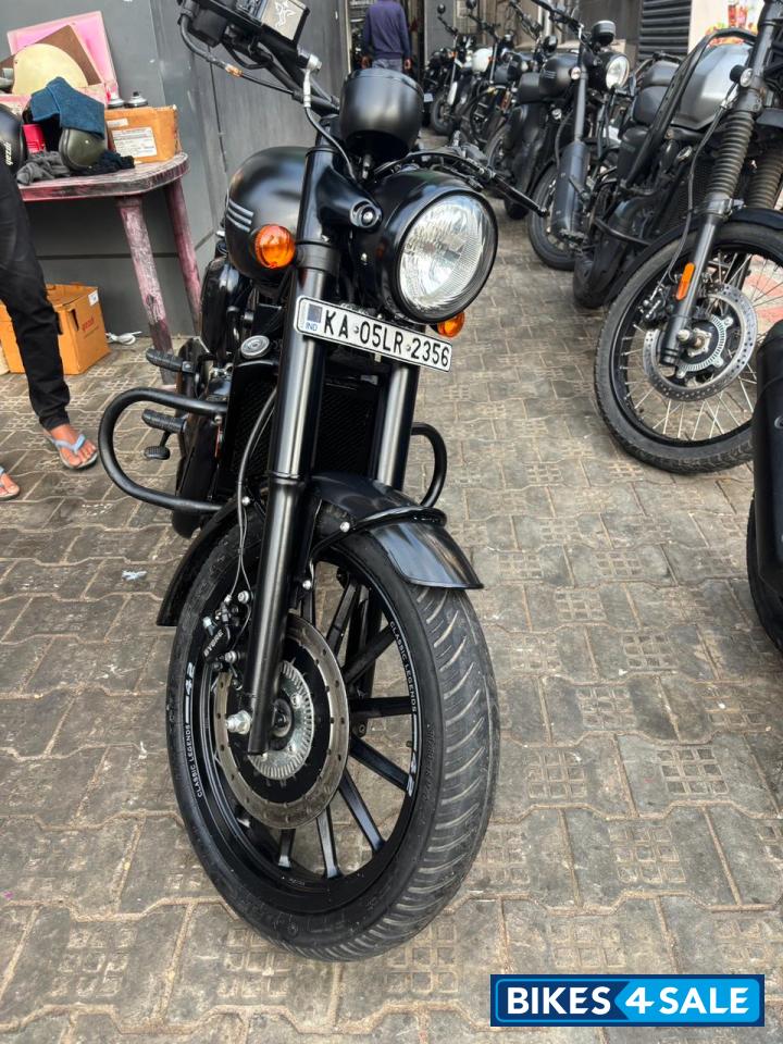 Jawa 42 Dual Channel ABS AllStar Black