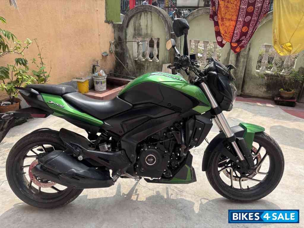 Savanna Green Bajaj Dominar 400 ABS BS6
