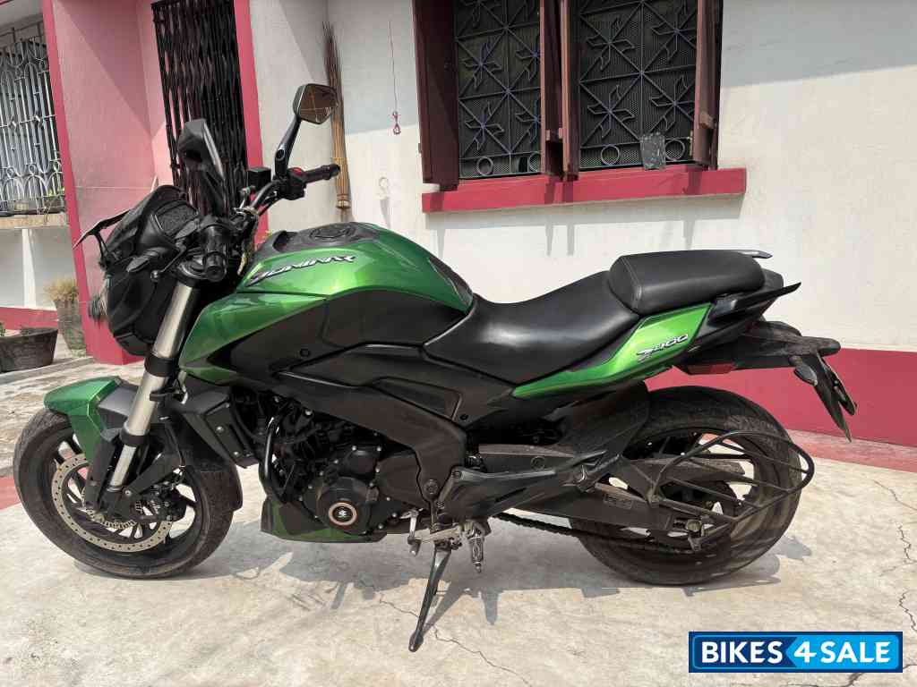 Savanna Green Bajaj Dominar 400 ABS BS6