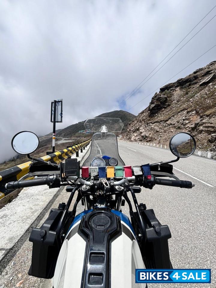 Lake Blue Royal Enfield Himalayan BS VI Lake Blue Royal Enfield Himalayan BS VI