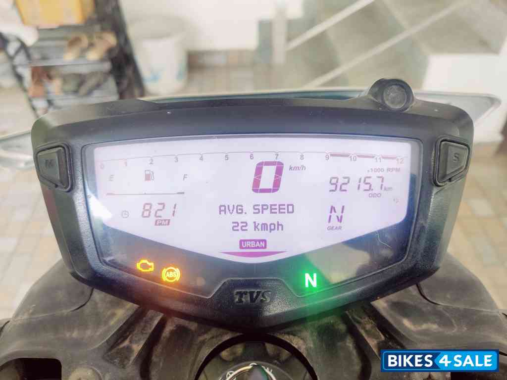 TVS Apache RTR 200 4V ABS