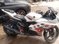 Yamaha YZF R15 V2