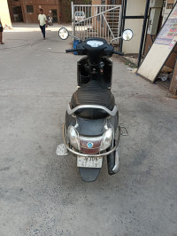 Black Suzuki Access 125