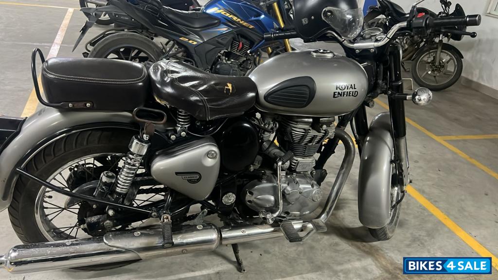 Royal Enfield Classic 350