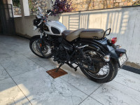 Silver Black Benelli Imperiale 400 BS6