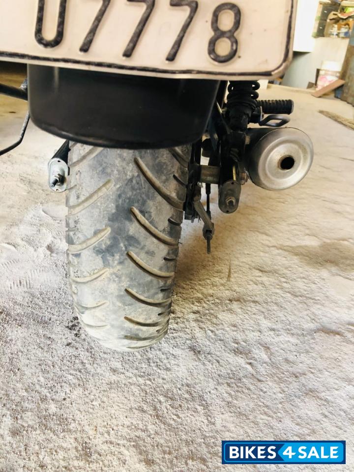 Bajaj Avenger Street 180