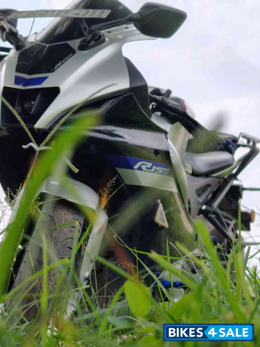 Silver Black Yamaha R15M Silver Black Yamaha R15M