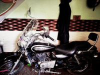 Bajaj Avenger Cruise 220